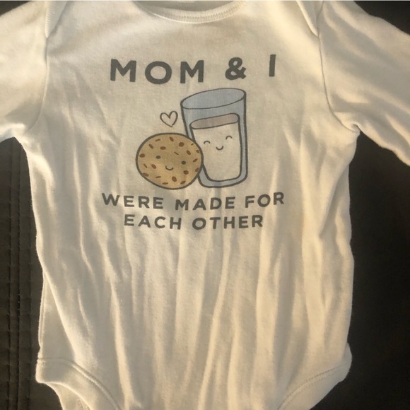 Free with Purchase - Old Navy Mom and I Onesie - Picture 2 of 5